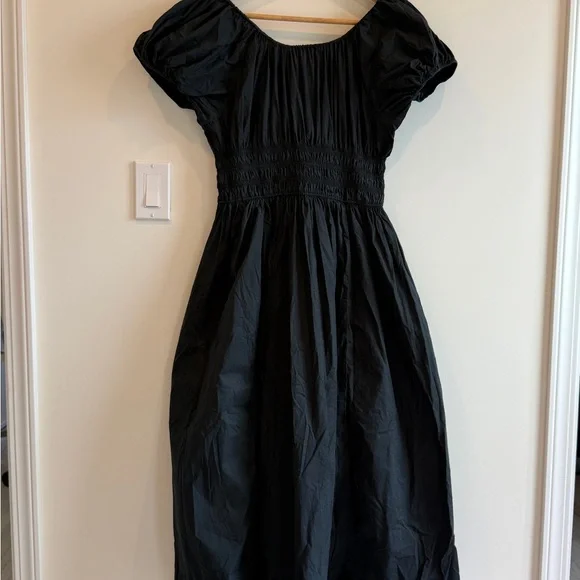 Doen Black Puff-Sleeve Smocked Midi Dress - Picture 5 of 6